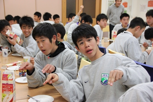 早生まれ誕生会　～JFAアカデミー熊本宇城 ダイアリー～