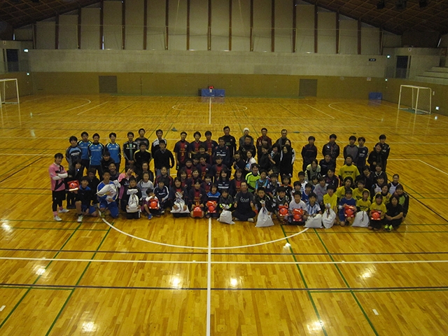 JFAファミリーフットサルフェスティバル 広島県府中市の府中市総合体育館(ウッドアリーナ―)に、181人が参加!