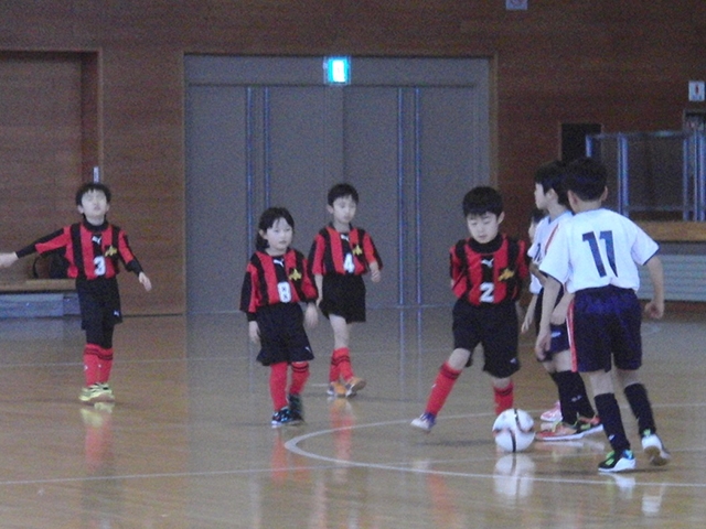 JFAファミリーフットサルフェスティバル 北海道北広島市の北広島市総合体育館に、817人が参加！