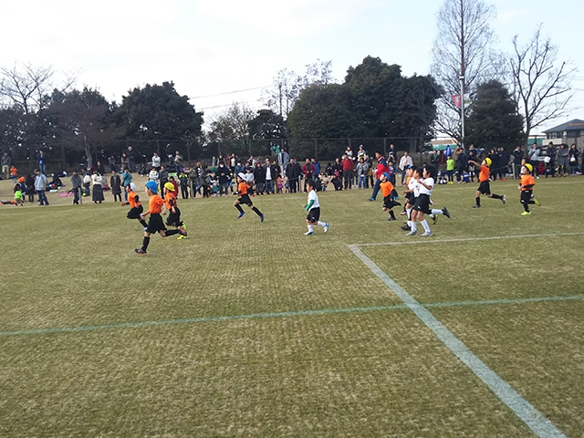 JFAキッズ（U-6）サッカーフェスティバル 埼玉県さいたま市の埼玉スタジアム2002第3グラウンドに、3267人が参加！