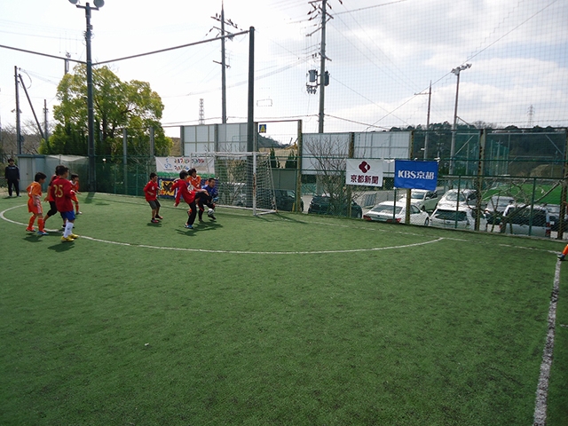 JFAファミリーフットサルフェスティバル 京都府城陽市のサンガタウン城陽 / サンガフットサルパークに、123人が参加！