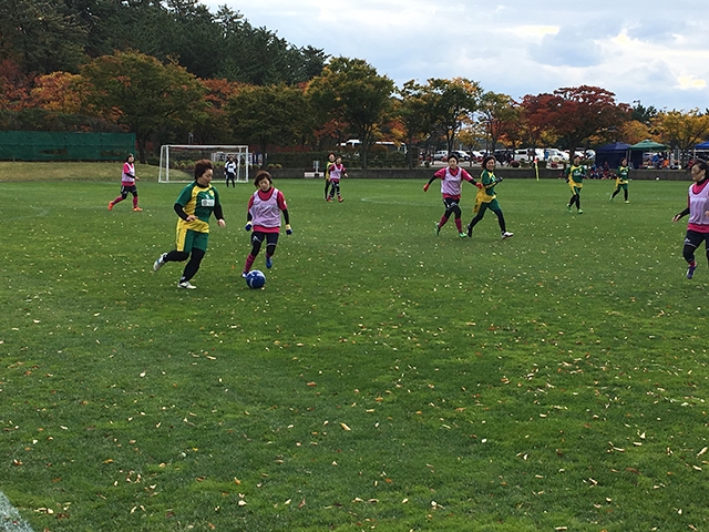 JFAレディース/ガールズサッカーフェスティバル 山形県酒田市の酒田市飯森山多目的グラウンド 公益文科大研修センターグラウンドに、391人が参加!