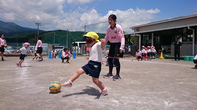 富岡第二幼稚園サッカー教室①　～JFAアカデミー福島ダイアリー～