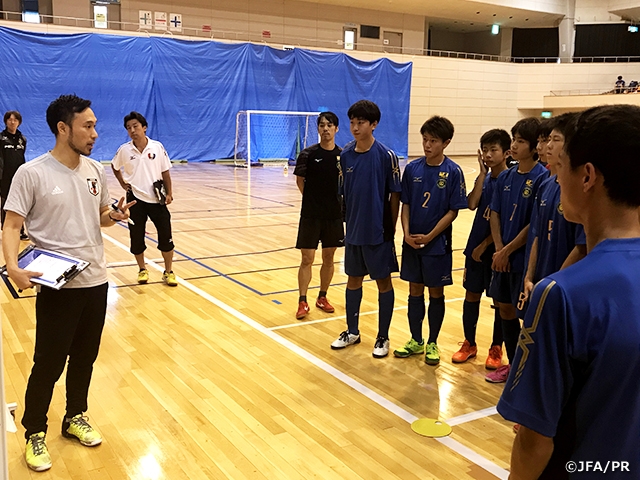 フットサルタレントキャラバン東北U-18およびリフレッシュ研修会を宮城県加美郡で開催