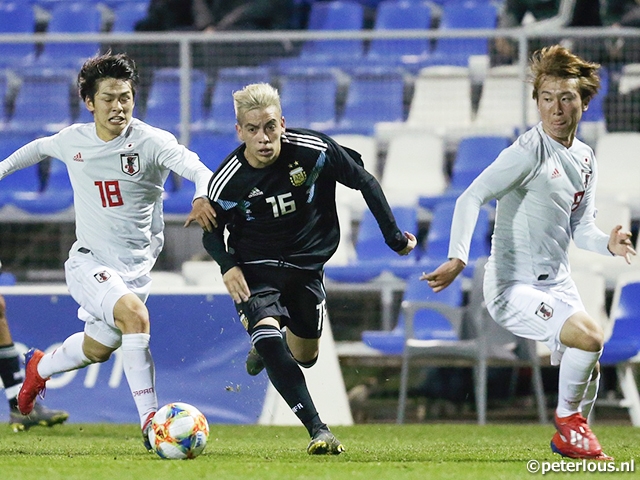 U-20 Japan National Team loses to Argentina in a close match at the Europe Tour