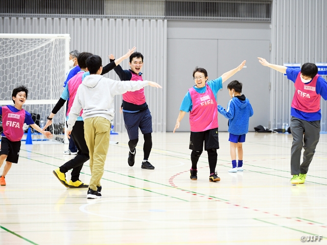 世界自閉症啓発デーにあわせて、JIFFまぜこぜウォーキングフットボールイベントを開催