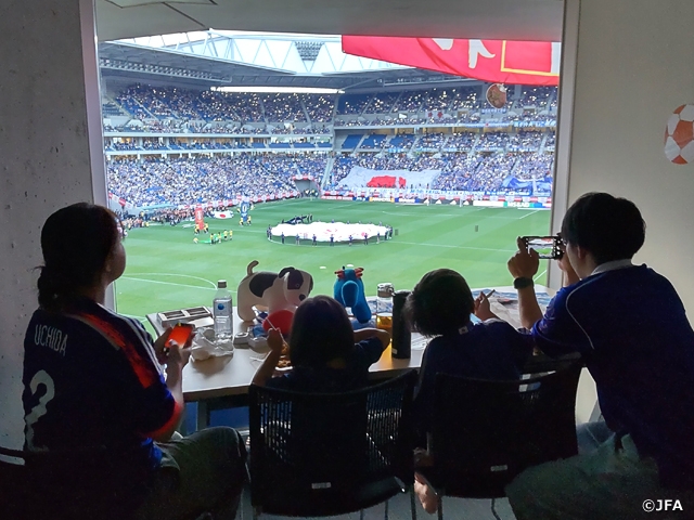 強い光や大きな音が怖くても大丈夫！SAMURAI BLUEを『センサリールーム』で応援しました！