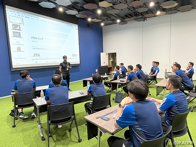 プロフェッショナルレフェリートレーニングキャンプを開催
