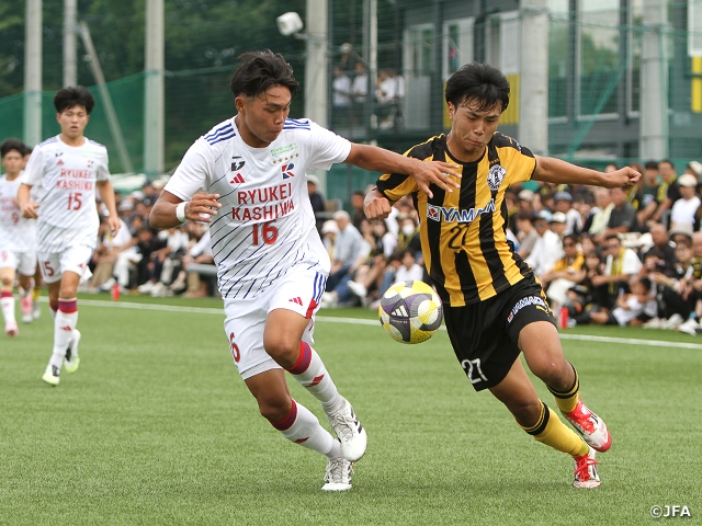 前橋育英が流経大柏との接戦を制する　高円宮杯 JFA U-18サッカープレミアリーグ 2025 第15節