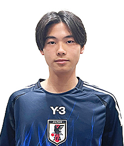 瀬賀　結臣