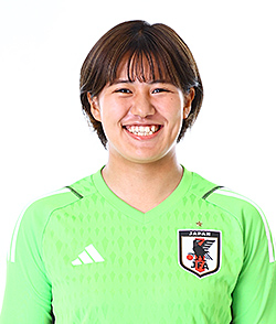 田中　桃子