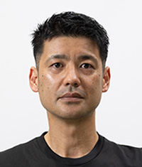 須谷 雄三