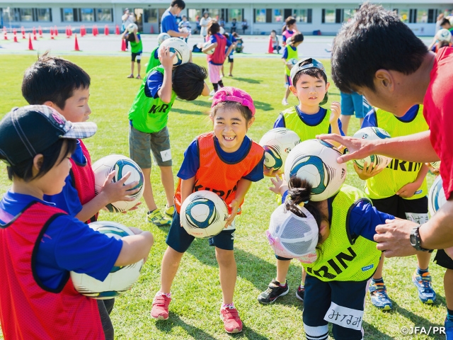 ２.子どもたちをハラスメントから守ります。